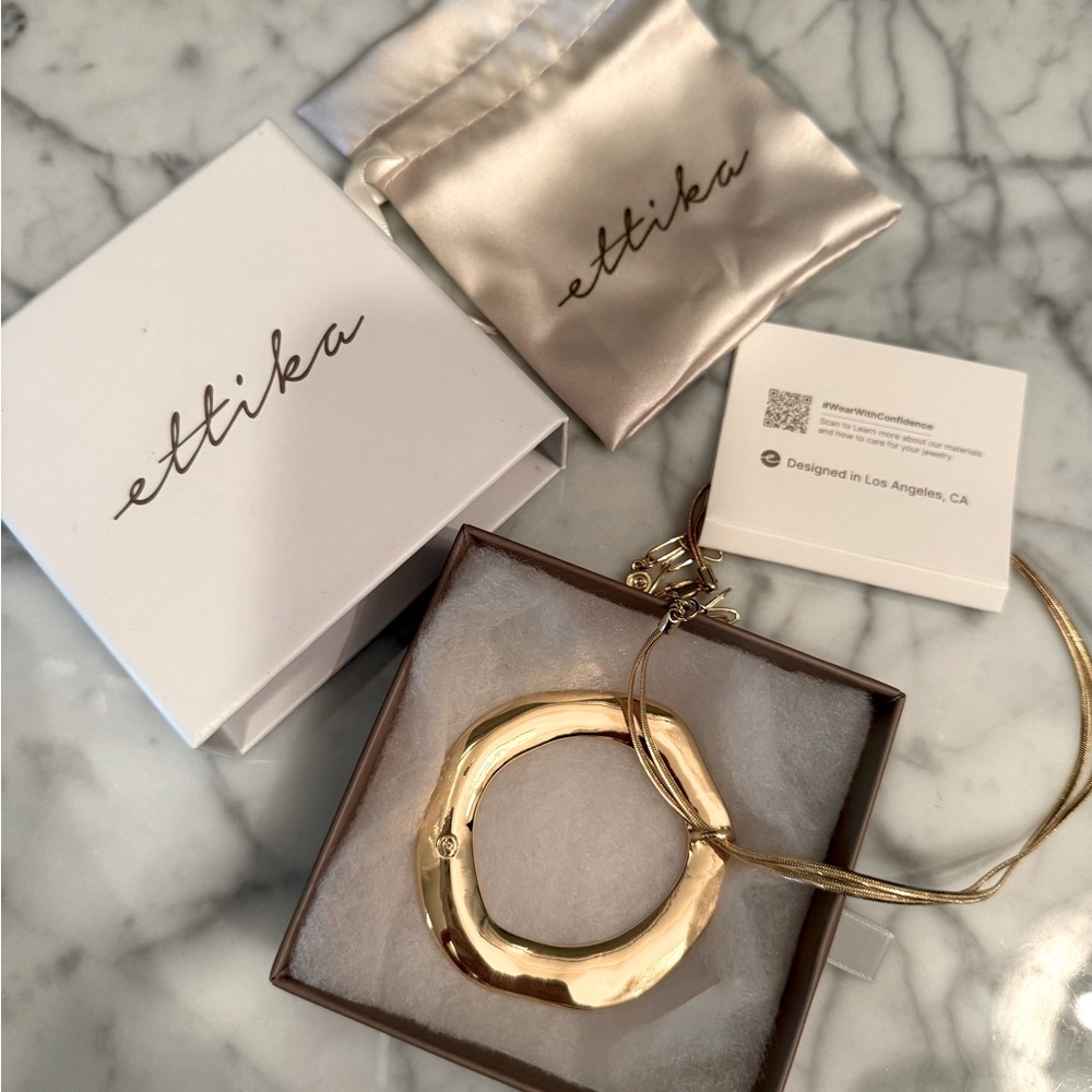 Ettika Gold Open Circle Necklace